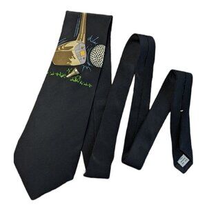 Vintage VICKY DAVIS the drive tie golf print
